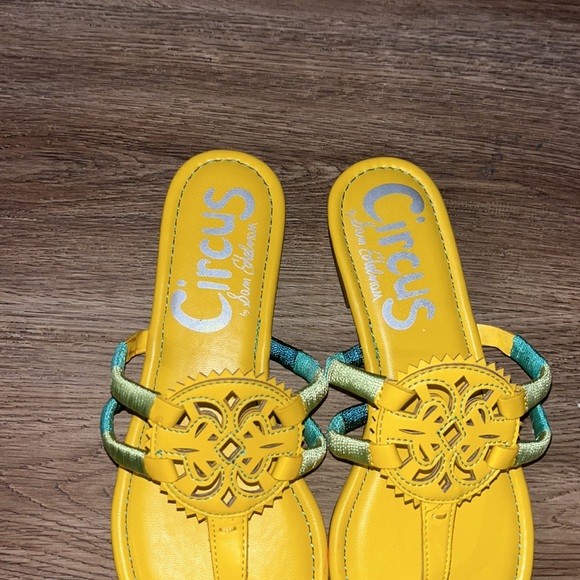 Yellow Sam Edelman sandals - Picture 4 of 6